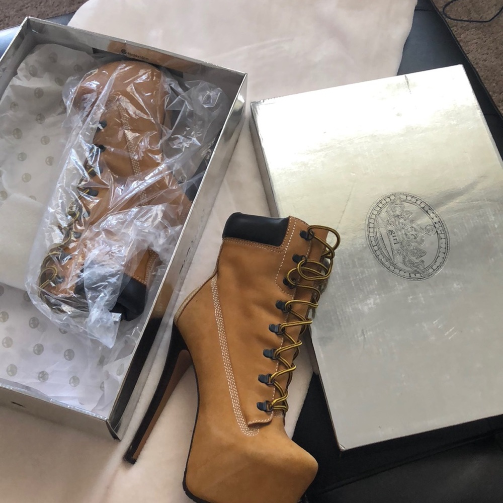 Zigi Girl “Timb” Boots